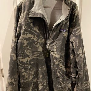 Mens Patagonia reversible quarter zip jacket